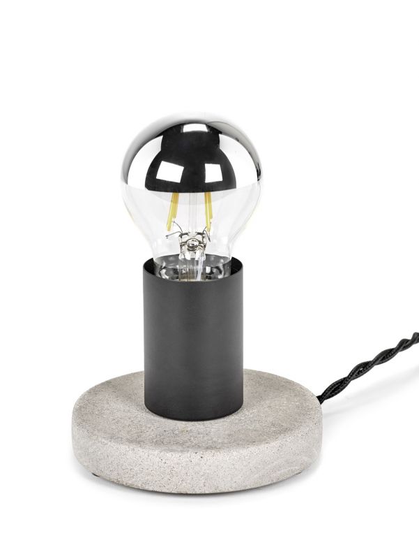 Essentials KVG Nr. 19 - 01 Table lamp Serax SINGLE PIECES